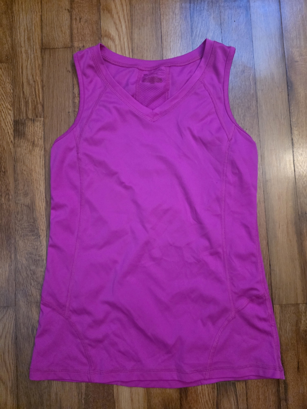 Women's V-Neck Performance Tank Top - Bright Pink